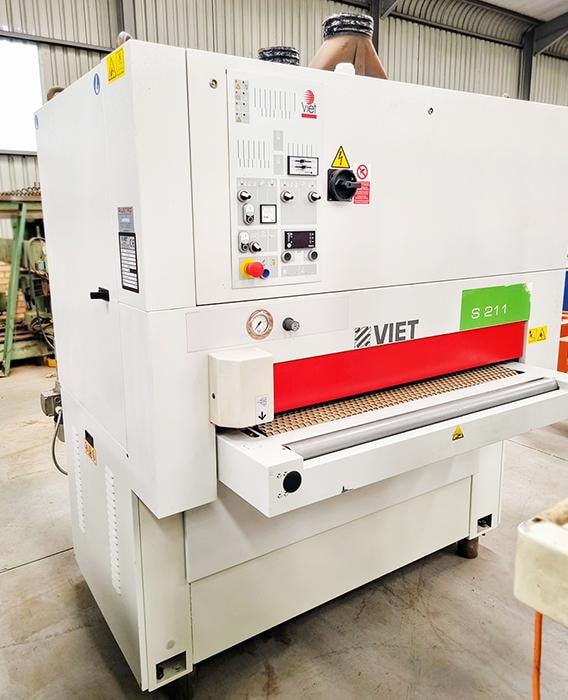 Wide belt sander